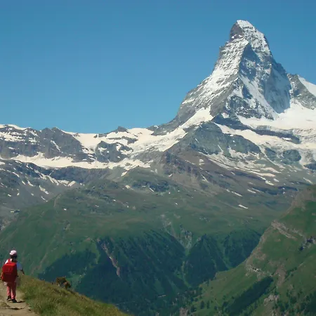 Typically Swiss Taescherhof Hotel Täsch
