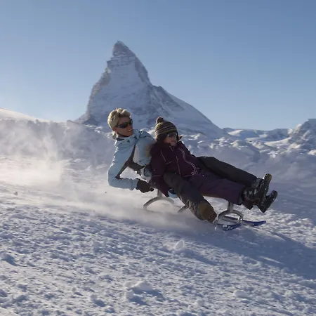 Otel Typically Swiss Taescherhof