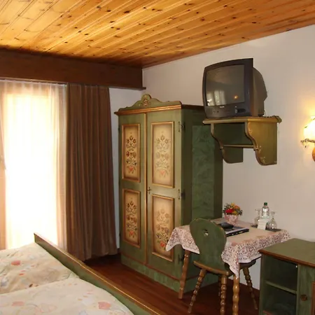 Typically Swiss Täscherhof Hotel 3*