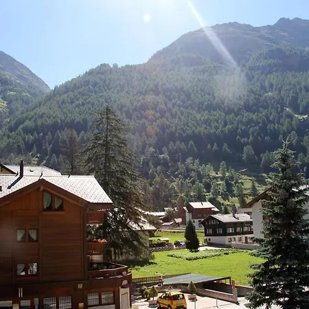 Typically Swiss Taescherhof Täsch