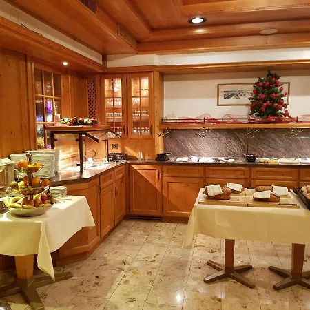 Otel Typically Swiss Taescherhof