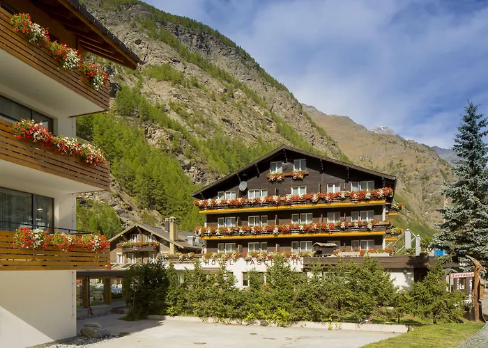 Ξενοδοχείο Typically Swiss Taescherhof 3*