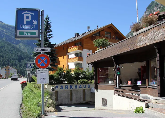 Typically Swiss Taescherhof 3*