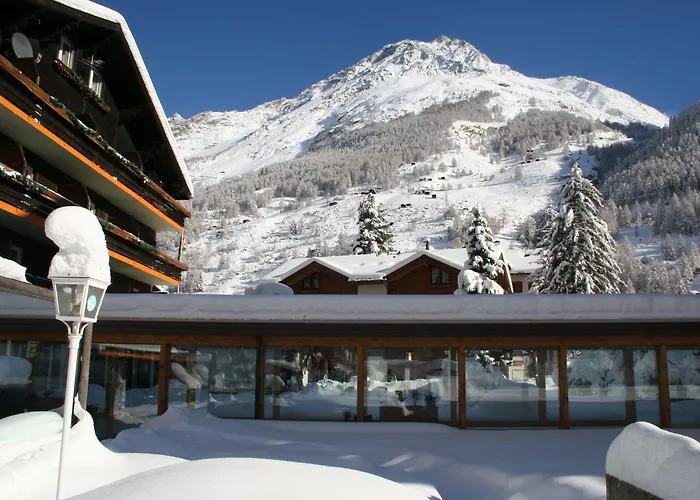 Typically Swiss Taescherhof Hotel Täsch