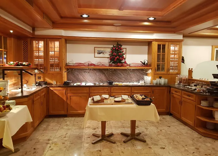 Hotel Typically Swiss Taescherhof Täsch