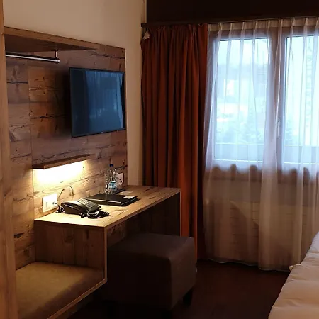 Hotel Typically Swiss Taescherhof Täsch