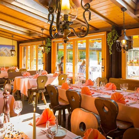 Typically Swiss Taescherhof 3* Tasch