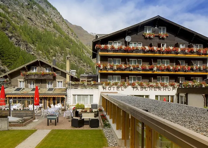 Typically Swiss Taescherhof Hotel 3*