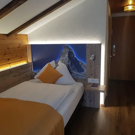 Typically Swiss Taescherhof Hotel 3*