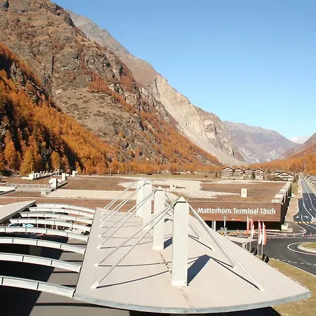 Typically Swiss Taescherhof Hotel Täsch